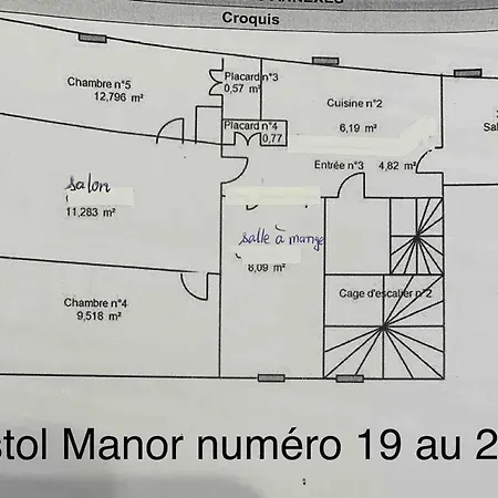 Chaleureux à Néris-les-bains - 57 M² Avec Terrasse * Néris-les-Bains