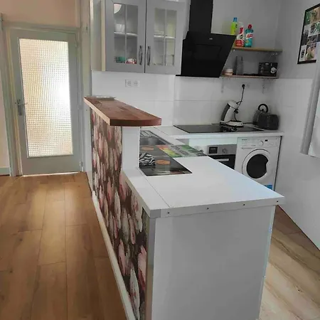 Chaleureux à Néris-les-bains - 57 M² Avec Terrasse Néris-les-Bains