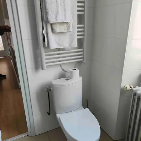 Chaleureux à Néris-les-bains - 57 M² Avec Terrasse