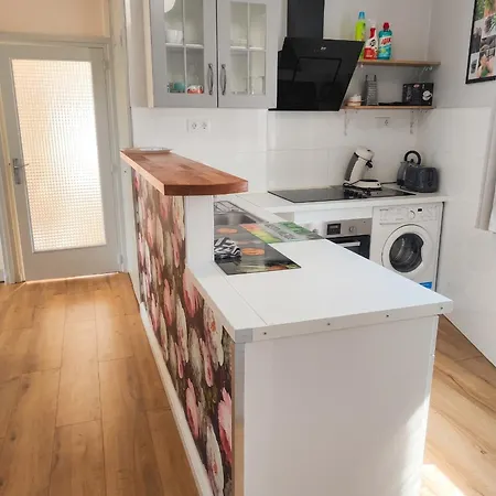 Chaleureux à Néris-les-bains - 57 M² Avec Terrasse Néris-les-Bains