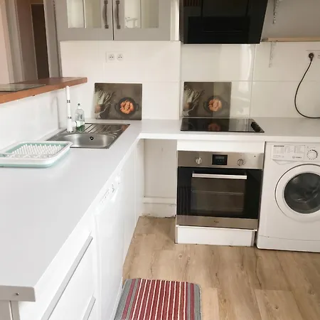 Chaleureux à Néris-les-bains - 57 M² Avec Terrasse Apartamento *