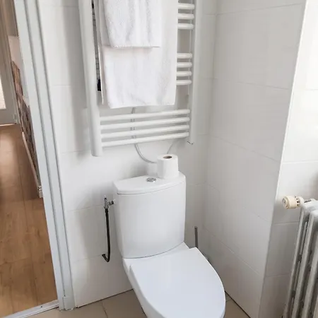 Chaleureux à Néris-les-bains - 57 M² Avec Terrasse Apartamento Néris-les-Bains