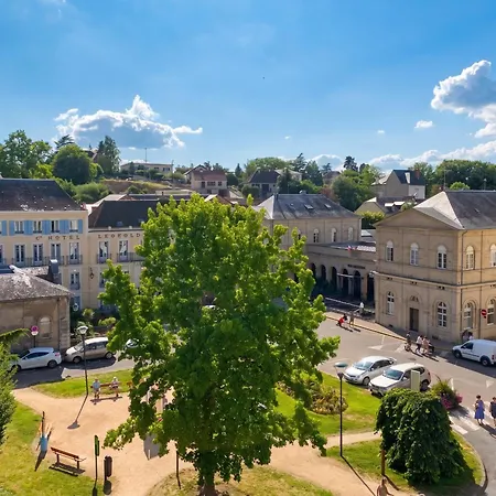 Chaleureux à Néris-les-bains - 57 M² Avec Terrasse Apartamento Néris-les-Bains